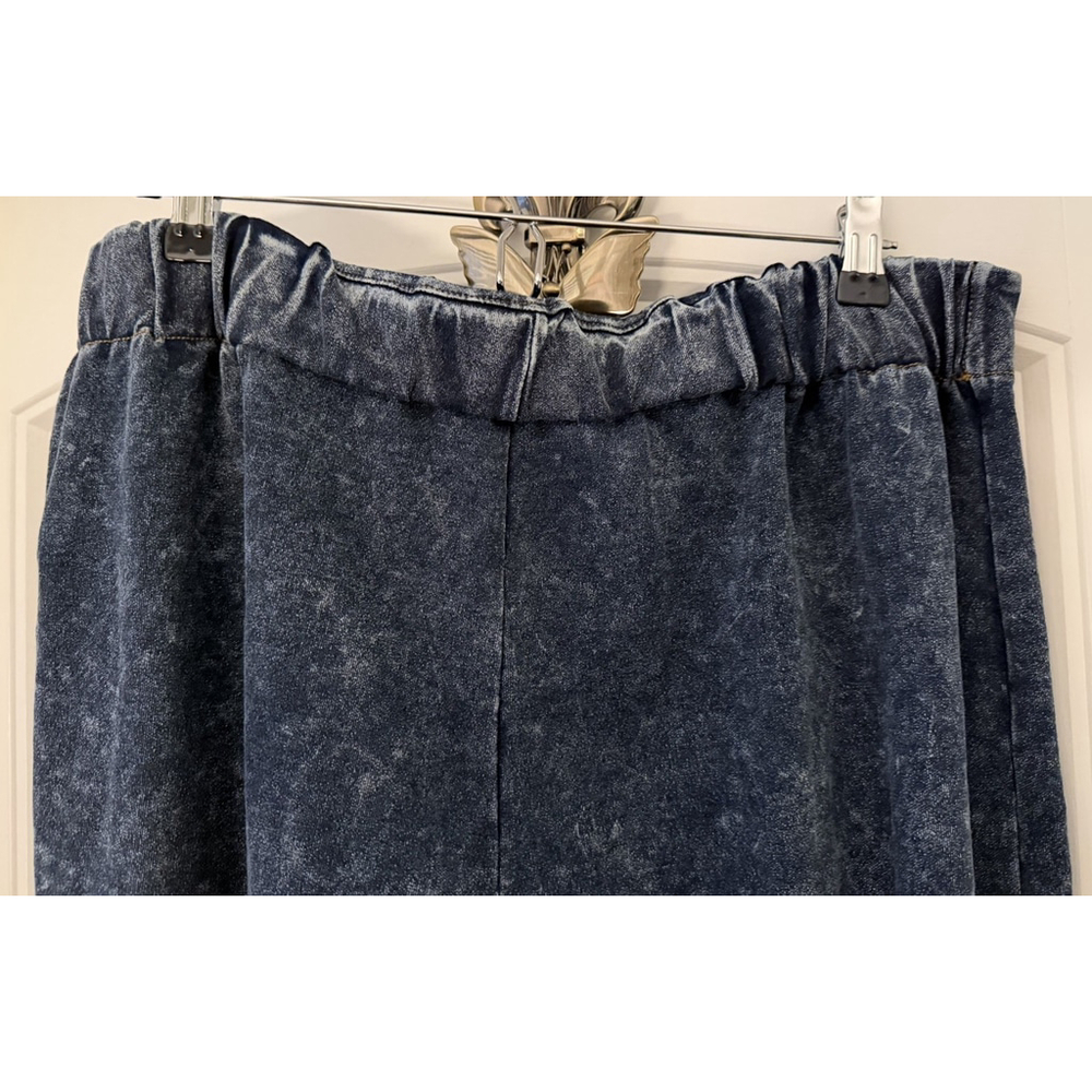 🌺 White Birch Acid Wash Wide Leg Pants with Button Hem Elastic Waist Size 1X - Picture 3 of 6